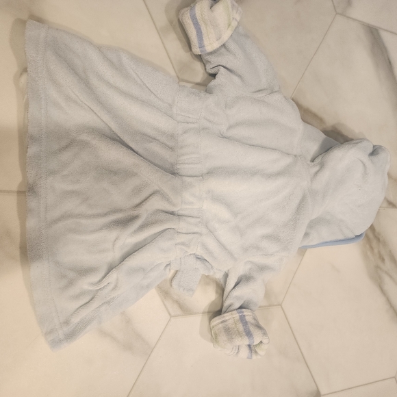 Just one year baby boy size 0-9 month baby blue robe with turtle. - Picture 7 of 7